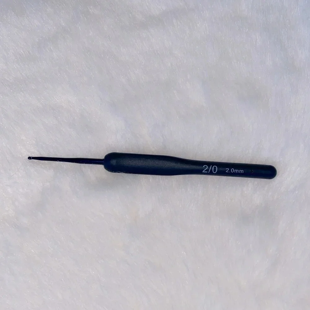 Crochet‎ Needle Black 2.0 mm